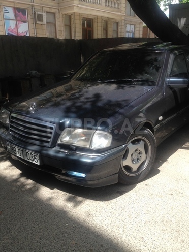 Mercedes C 200 1999, 283,000 km - 2.0 l - Bakı