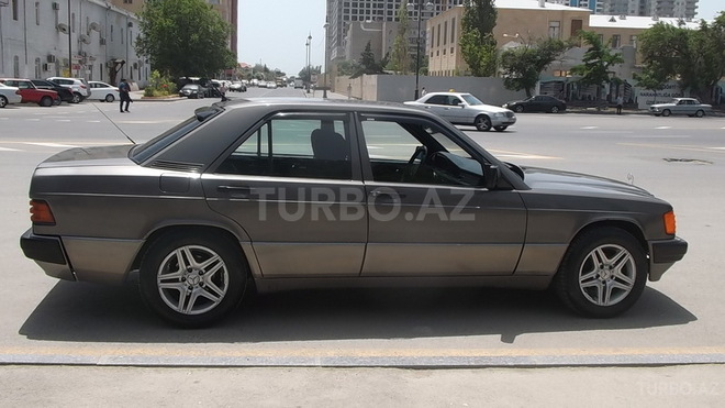 Mercedes 190 1992, 370,000 km - 1.8 l - Bakı