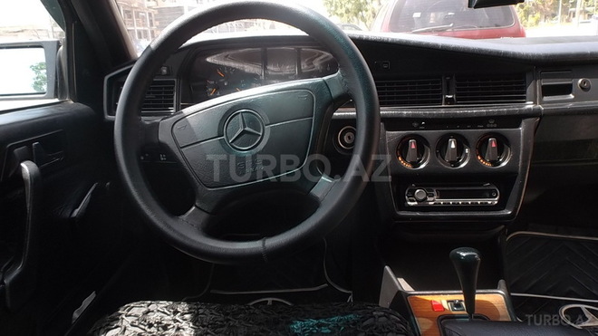 Mercedes 190 1992, 370,000 km - 1.8 l - Bakı