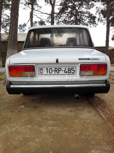 LADA (VAZ) 2107 2006, 2,684 km - 1.6 л - Bakı