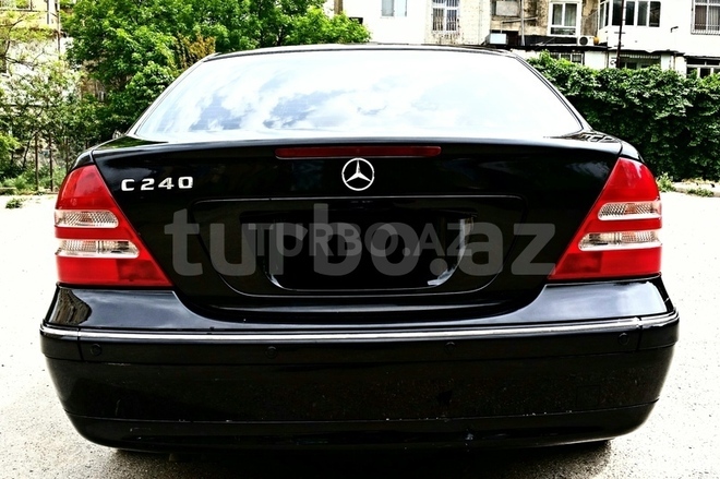 Mercedes C 240 2003, 229,000 km - 2.6 l - Bakı