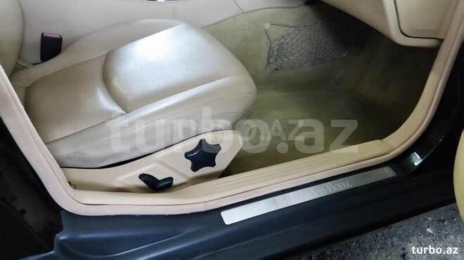 Mercedes C 240 2003, 229,000 km - 2.6 l - Bakı