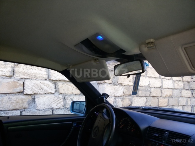 Mercedes C 200 1998, 162,000 km - 2.0 l - Bakı