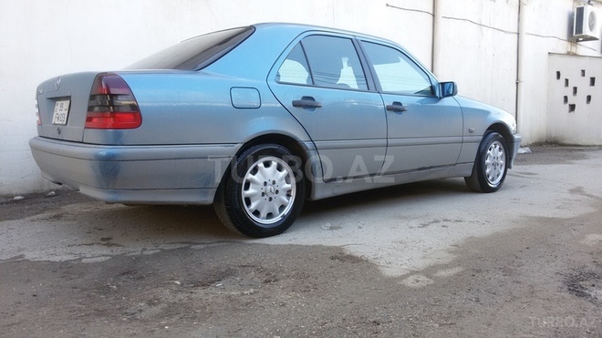 Mercedes C 200 1998, 162,000 km - 2.0 l - Bakı