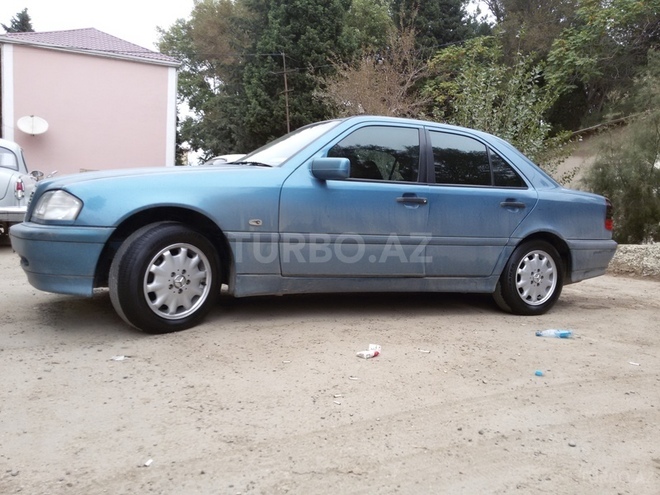 Mercedes C 200 1998, 162,000 km - 2.0 l - Bakı