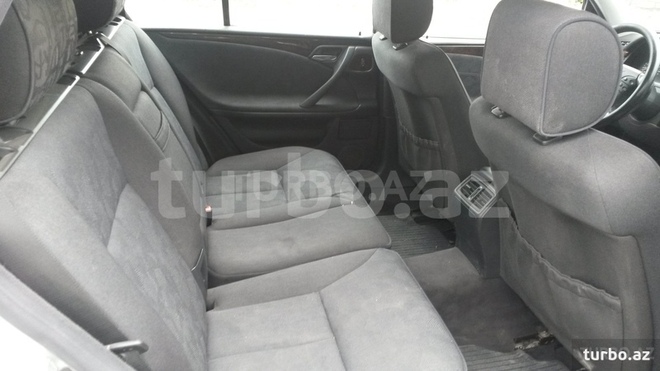 Mercedes E 220 2000, 250,000 km - 1.4 l - Bakı