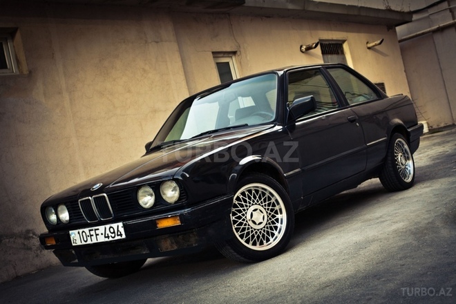 BMW 325 1987, 180,000 km - 2.5 l - Bakı