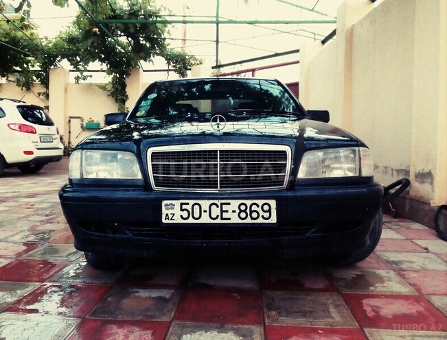 Mercedes C 220 2000, 223,947 km - 2.2 л - Bakı