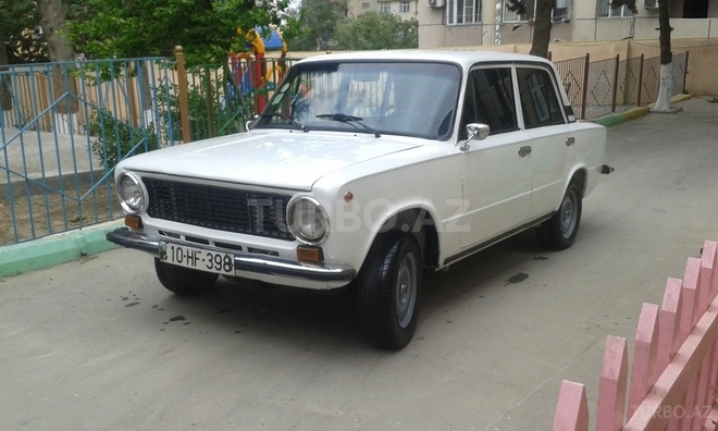 LADA (VAZ) 21011 1985, 200,000 km - 1.3 l - Bakı