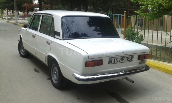 LADA (VAZ) 21011 1985, 200,000 km - 1.3 l - Bakı