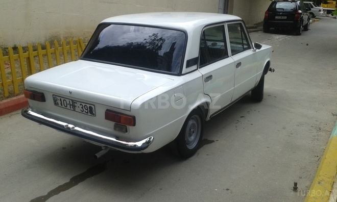 LADA (VAZ) 21011 1985, 200,000 km - 1.3 l - Bakı
