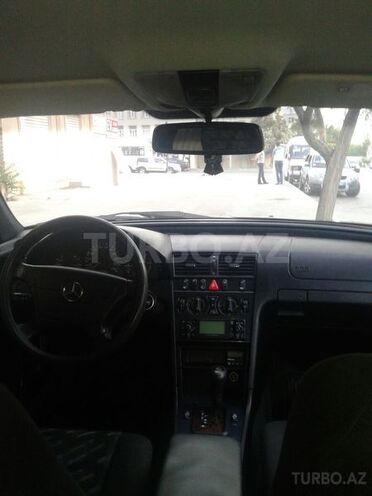 Mercedes C 220 2000, 265,809 km - 2.2 l - Bakı