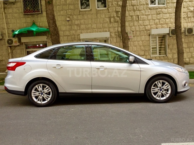 Ford Focus 2012, 104,000 km - 1.6 l - Bakı