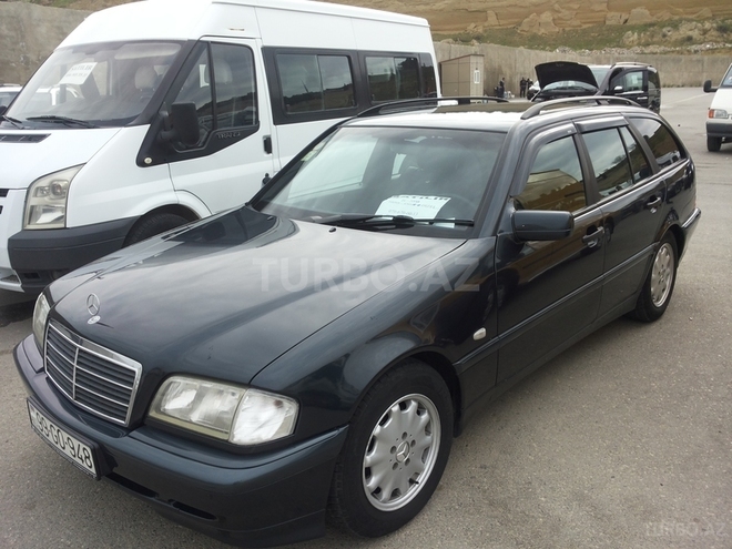 Mercedes C 220 2000, 185,000 km - 2.2 l - Bakı