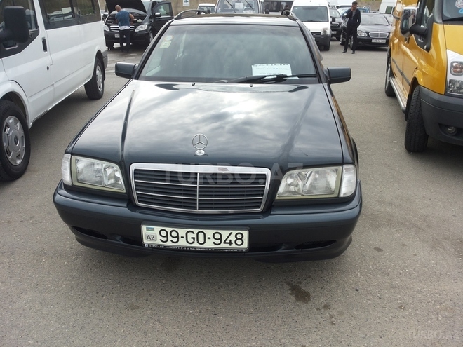 Mercedes C 220 2000, 185,000 km - 2.2 l - Bakı