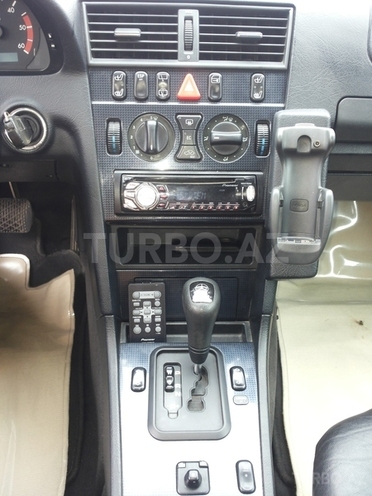 Mercedes C 220 2000, 185,000 km - 2.2 l - Bakı