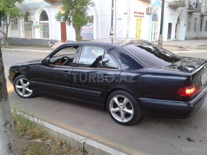 Mercedes E 200 1999, 200,000 km - 2.0 l - Bakı