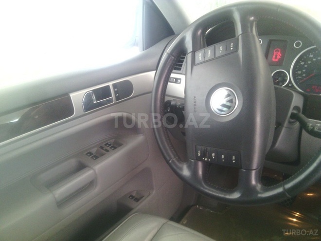 Volkswagen Touareg 2005, 88,000 km - 3.5 l - Bakı