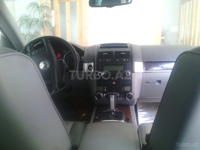 Volkswagen Touareg 2005, 88,000 km - 3.5 l - Bakı