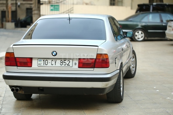 BMW 525 1992, 200,000 km - 2.5 l - Bakı