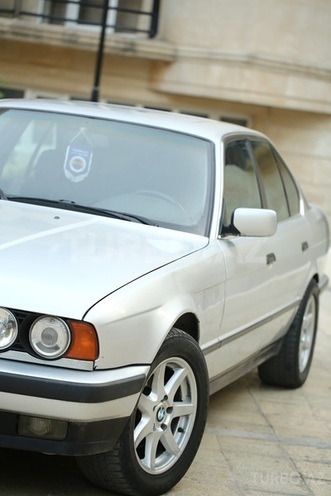 BMW 525 1992, 200,000 km - 2.5 l - Bakı