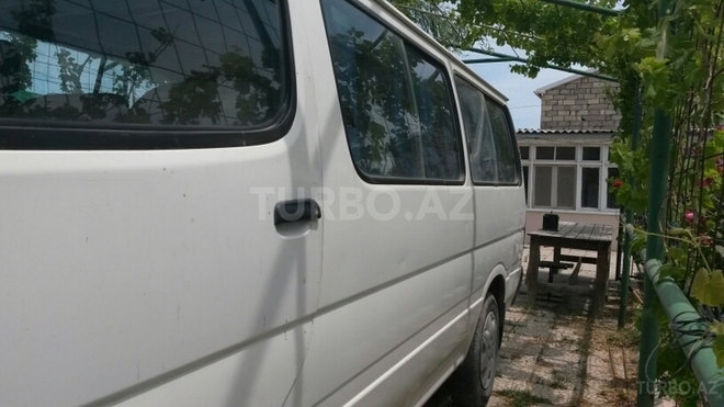 Toyota HiAce 2003, 650,000 km - 2.0 л - Bakı