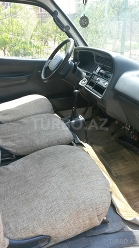 Toyota HiAce 2003, 650,000 km - 2.0 л - Bakı