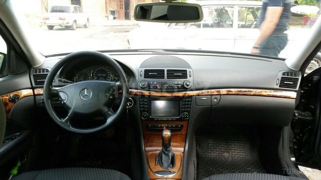 Mercedes E 280 2005, 210,500 km - 0.3 l - Bakı