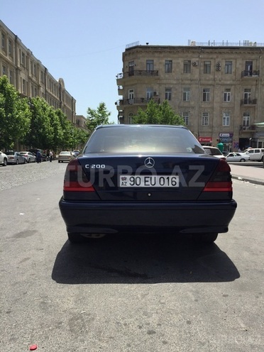 Mercedes C 200 1998, 211,000 km - 2.0 l - Bakı