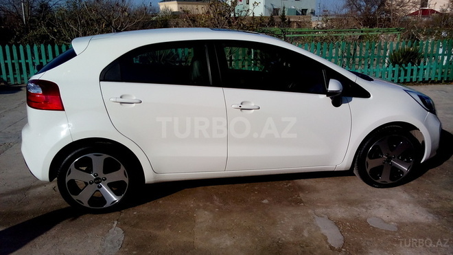 Kia Rio 2013, 34,000 km - 1.4 l - Bakı
