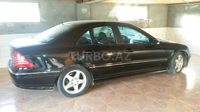 Mercedes C 320 2001, 80,000 km - 3.2 l - Bakı