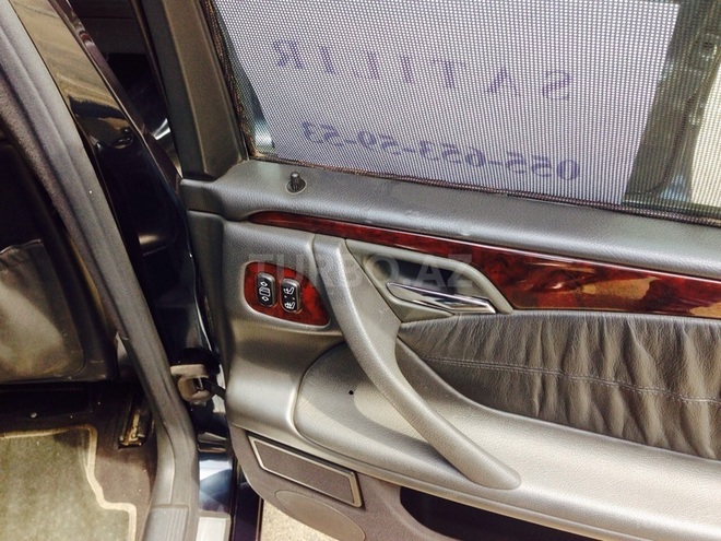 Mercedes E 280 1999, 295,000 km - 2.8 l - Bakı