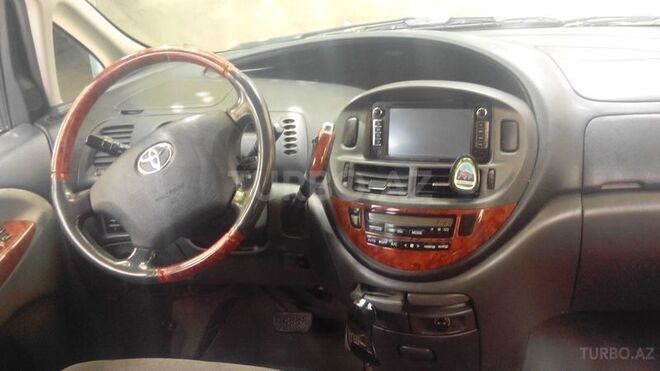 Toyota Previa 2003, 240,000 km - 2.4 л - Bakı