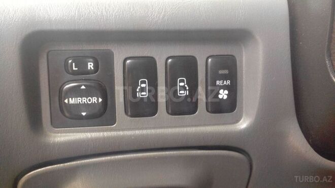 Toyota Previa 2003, 240,000 km - 2.4 л - Bakı