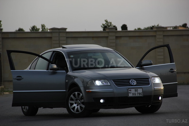 Volkswagen Passat 2003, 265,000 km - 1.8 l - Bakı