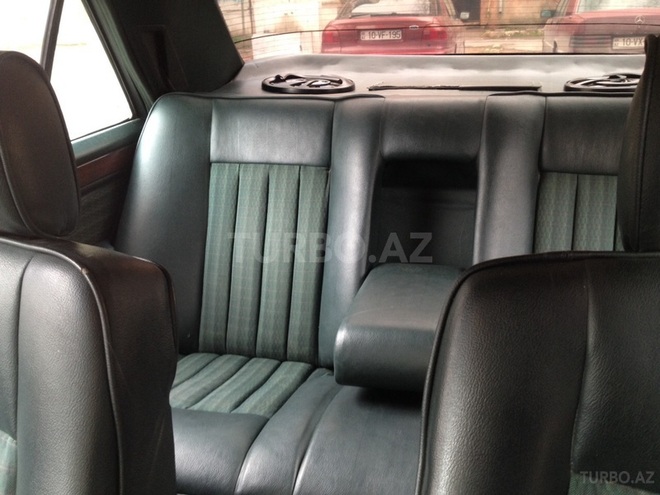 Mercedes E 200 1989, 257,000 km - 2.0 л - Bakı