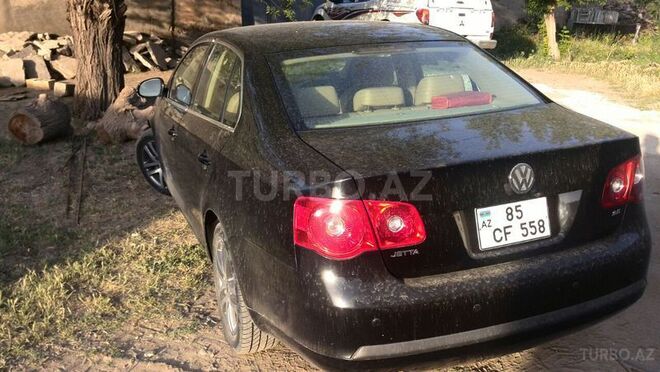Volkswagen Jetta 2006, 130,000 km - 2.5 l - Bakı