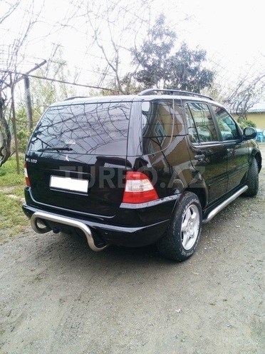 Mercedes ML 320 2000, 180,000 km - 3.2 л - Bakı