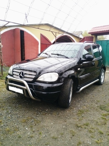 Mercedes ML 320 2000, 180,000 km - 3.2 л - Bakı