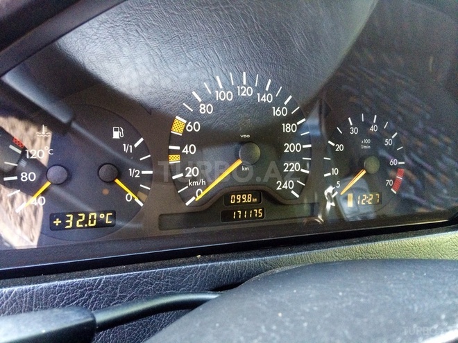 Mercedes C 180 1999, 171,800 km - 1.8 л - Bakı