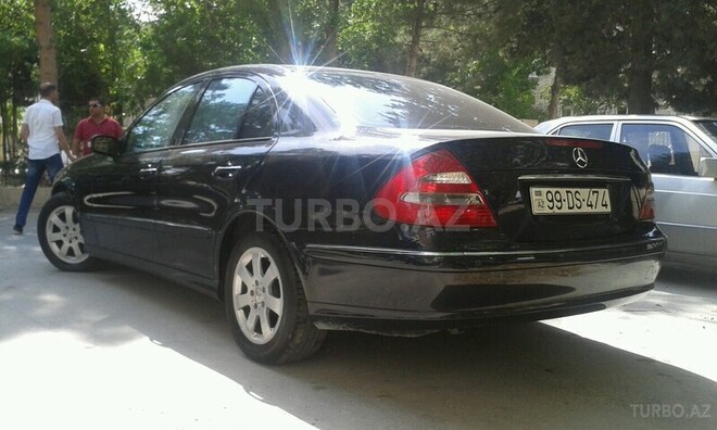 Mercedes E 270 2002, 200,000 km - 2.7 l - Bakı
