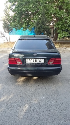 Mercedes E 230 1997, 290,000 km - 2.3 l - Bakı