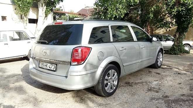 Opel Astra 2005, 125,500 km - 1.8 l - Bakı