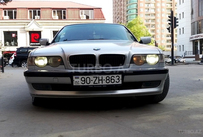 BMW 735 2000, 275,000 km - 3.5 l - Bakı