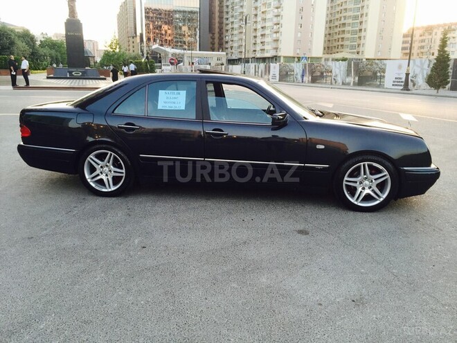 Mercedes E 230 1997, 246,000 km - 2.3 л - Bakı