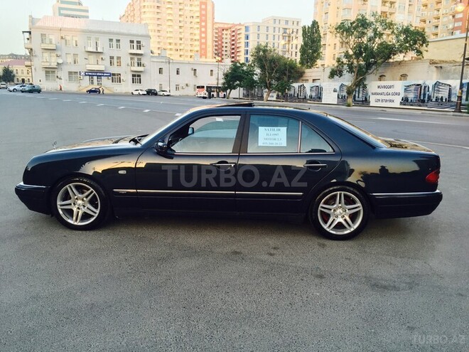 Mercedes E 230 1997, 246,000 km - 2.3 л - Bakı