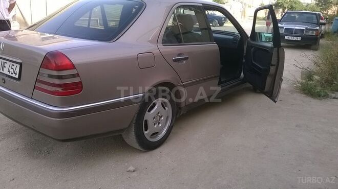 Mercedes C 180 1993, 249,000 km - 1.8 l - Bakı