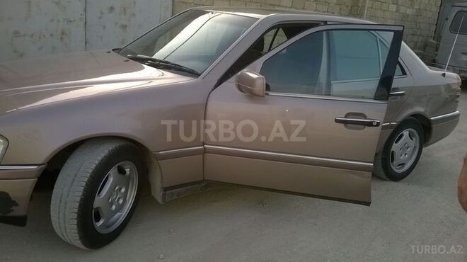 Mercedes C 180 1993, 249,000 km - 1.8 l - Bakı