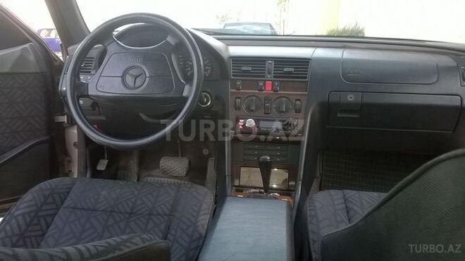 Mercedes C 180 1993, 249,000 km - 1.8 l - Bakı