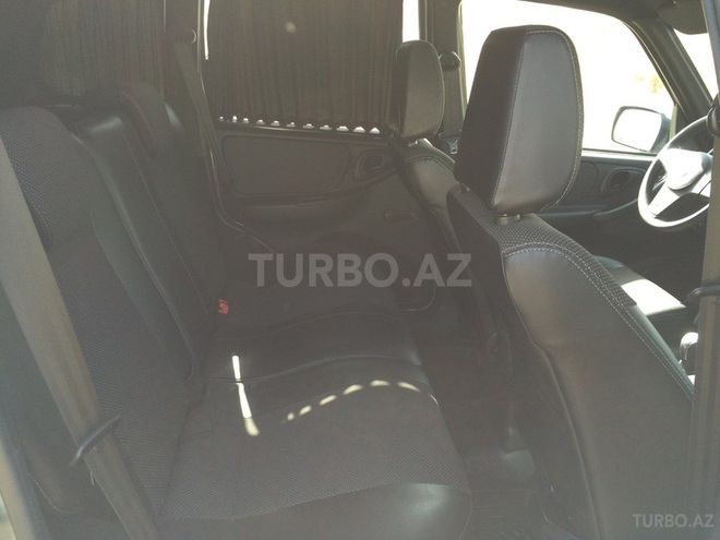 Chevrolet Niva 2014, 2,700 km - 1.7 l - Bakı